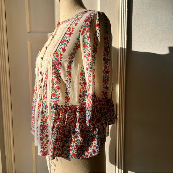 Anthropologie:MAEVE•crochet floral peplum blouse•sz 8 - Picture 15 of 16